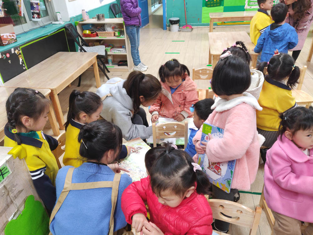 习得幼教真知,感受幼教魅力——记衡阳幼专学前教育学院首届大专生第一次教育见习活动 习得幼教真知,感受幼教魅力——记衡阳幼专学前教育学院首届大专生第一次教育见习活动