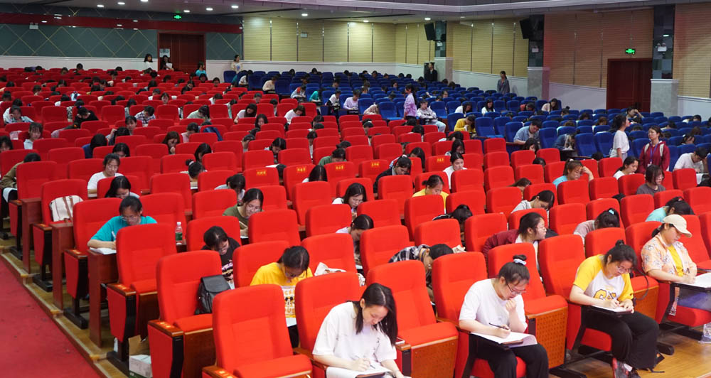 聆听党的知识与辉煌党史,谱写精神信念的“高歌”——买球赛的app官网举办2021年度业余党校第一期培训班 聆听党的知识与辉煌党史,谱写精神信念的“高歌”——买球赛的app官网举办2021年度业余党校第一期培训班