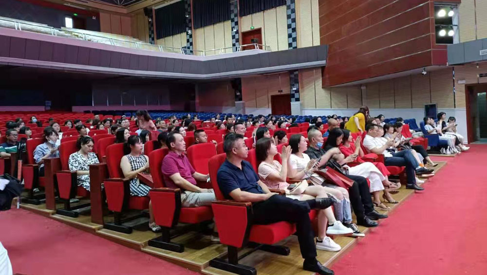 衡阳幼高专2021年顶岗实习供需见面在校艺术馆举行 衡阳幼高专2021年顶岗实习供需见面在校艺术馆举行