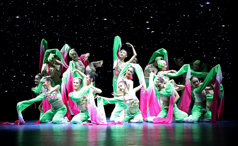 衡阳幼高专举行庆祝第37个教师节表彰大会 衡阳幼高专举行庆祝第37个教师节表彰大会