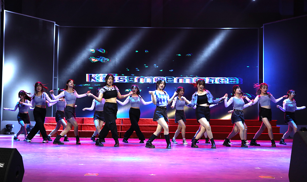 衡阳幼高专举行庆祝第37个教师节表彰大会 衡阳幼高专举行庆祝第37个教师节表彰大会