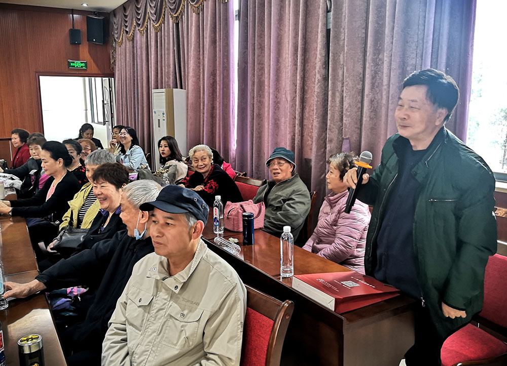 老骥伏枥写春秋,不忘初心话重阳 ——衡阳幼高专举办离退休老同志重阳节联谊活动 老骥伏枥写春秋,不忘初心话重阳 ——衡阳幼高专举办离退休老同志重阳节联谊活动