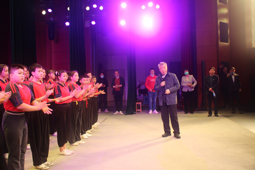 【衡阳日报】卢展工率全国政协京昆室调研组来湘调研 【衡阳日报】卢展工率全国政协京昆室调研组来湘调研