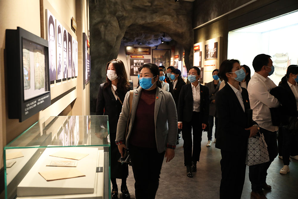 我校机关第一党支部赴常宁市水口山工人运动纪念馆开展主题党日活动 我校机关第一党支部赴常宁市水口山工人运动纪念馆开展主题党日活动