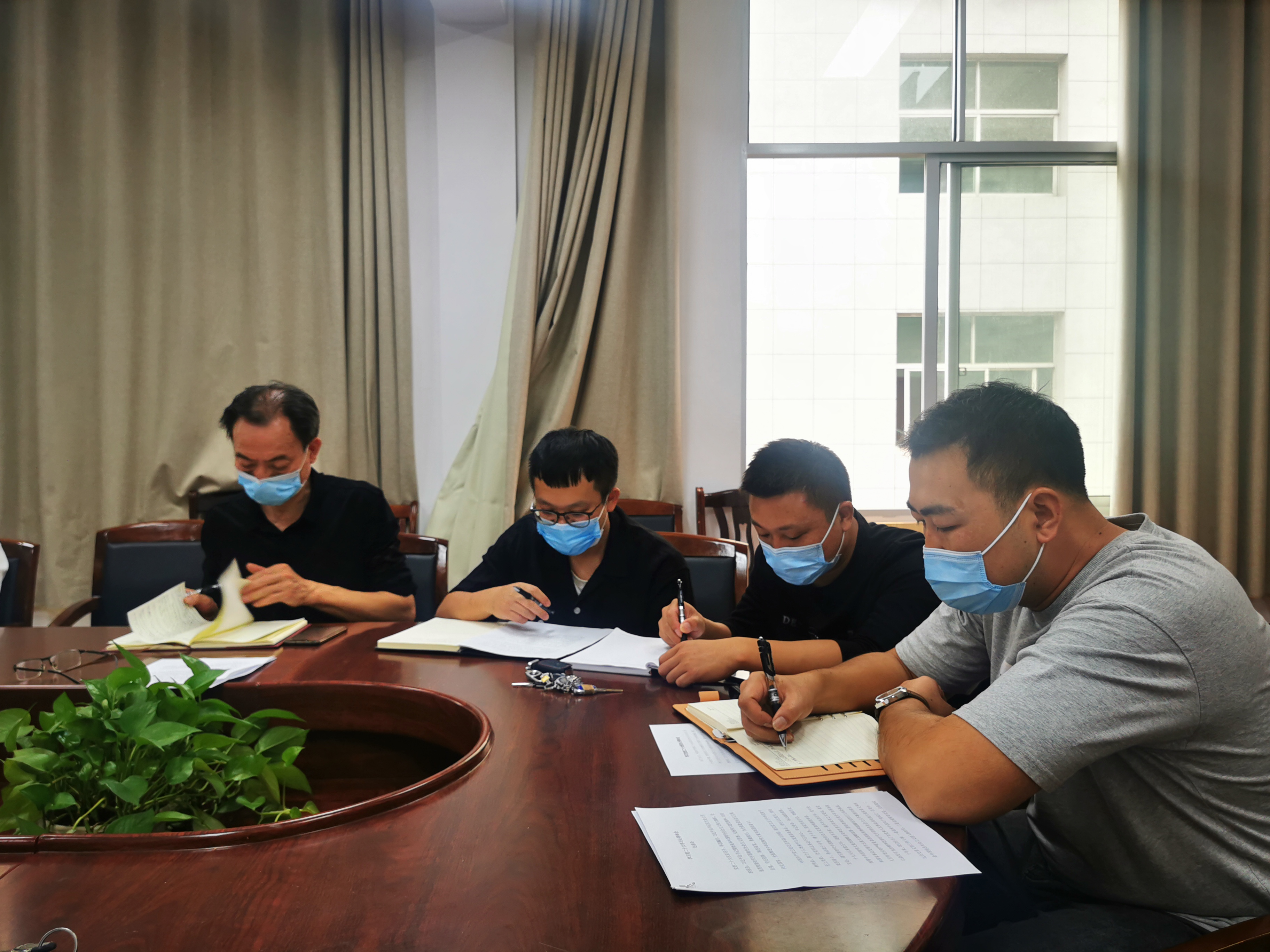 我校机关第三党支部学习贯彻党的二十大精神 我校机关第三党支部学习贯彻党的二十大精神