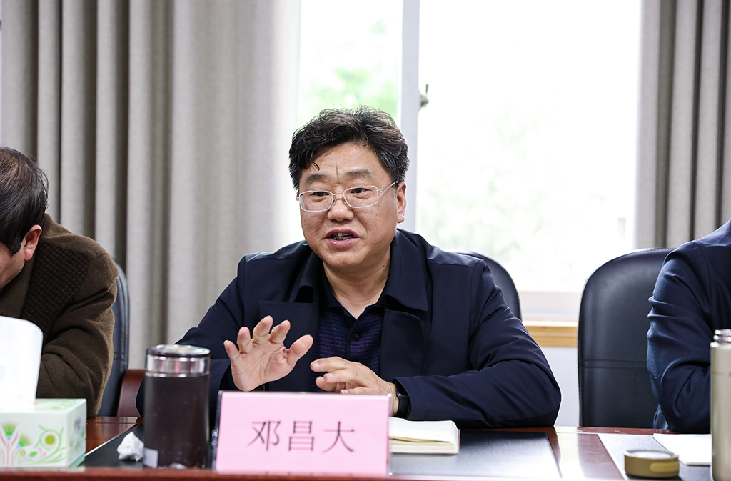 抓“三风”建设 促转型发展 抓“三风”建设 促转型发展