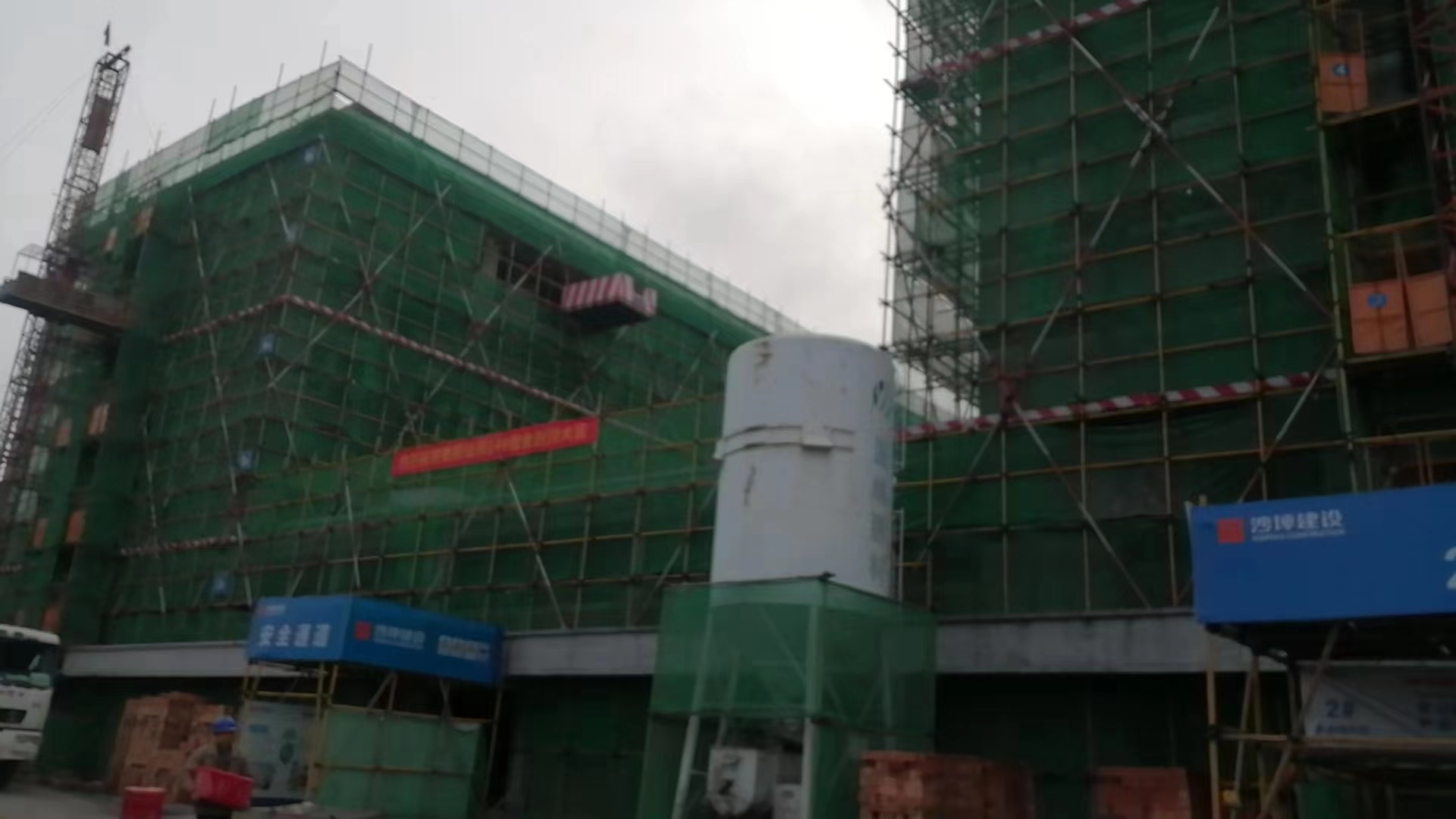 买球赛的app官网14#学生宿舍顺利封顶 买球赛的app官网14#学生宿舍顺利封顶