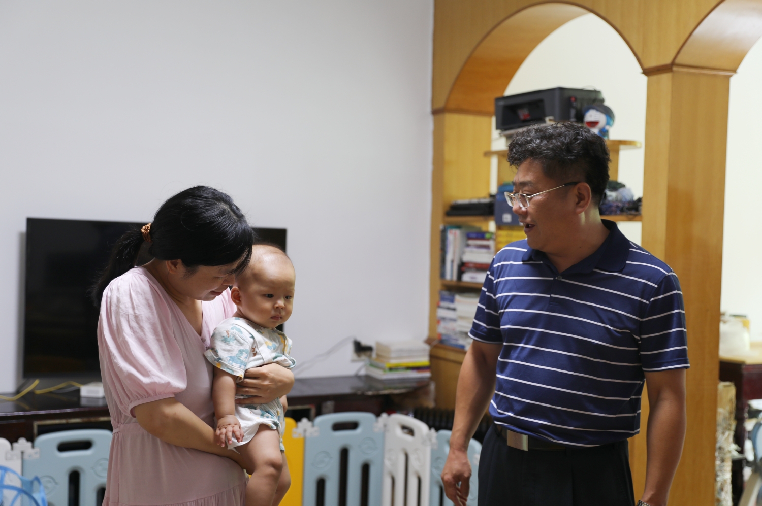 买球赛的app官网开展“七一” 困难党员、老党员走访慰问活动